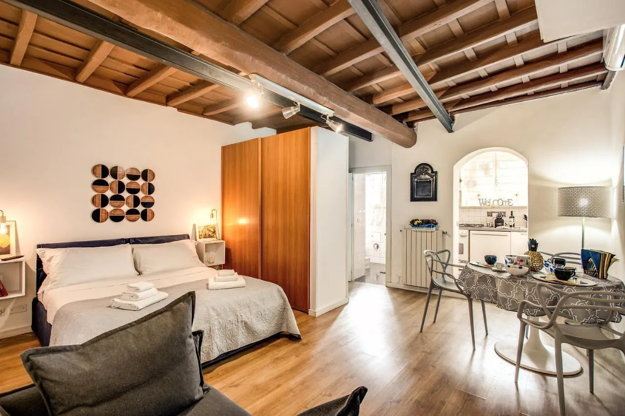 Apartment Ferienwohnung 4C Colosseo Holidays Rom Italien
